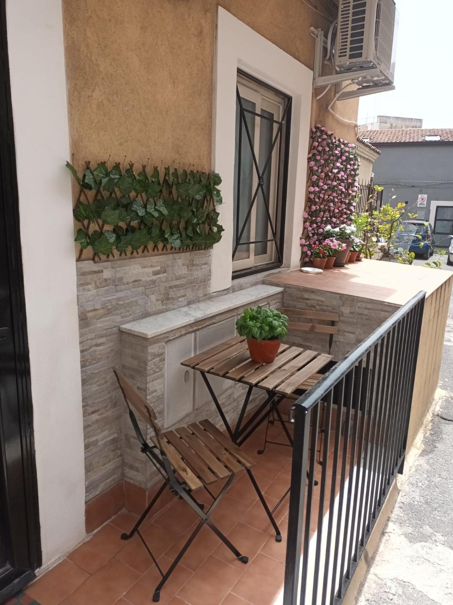 Le Case Del Cortile Catânia Exterior foto